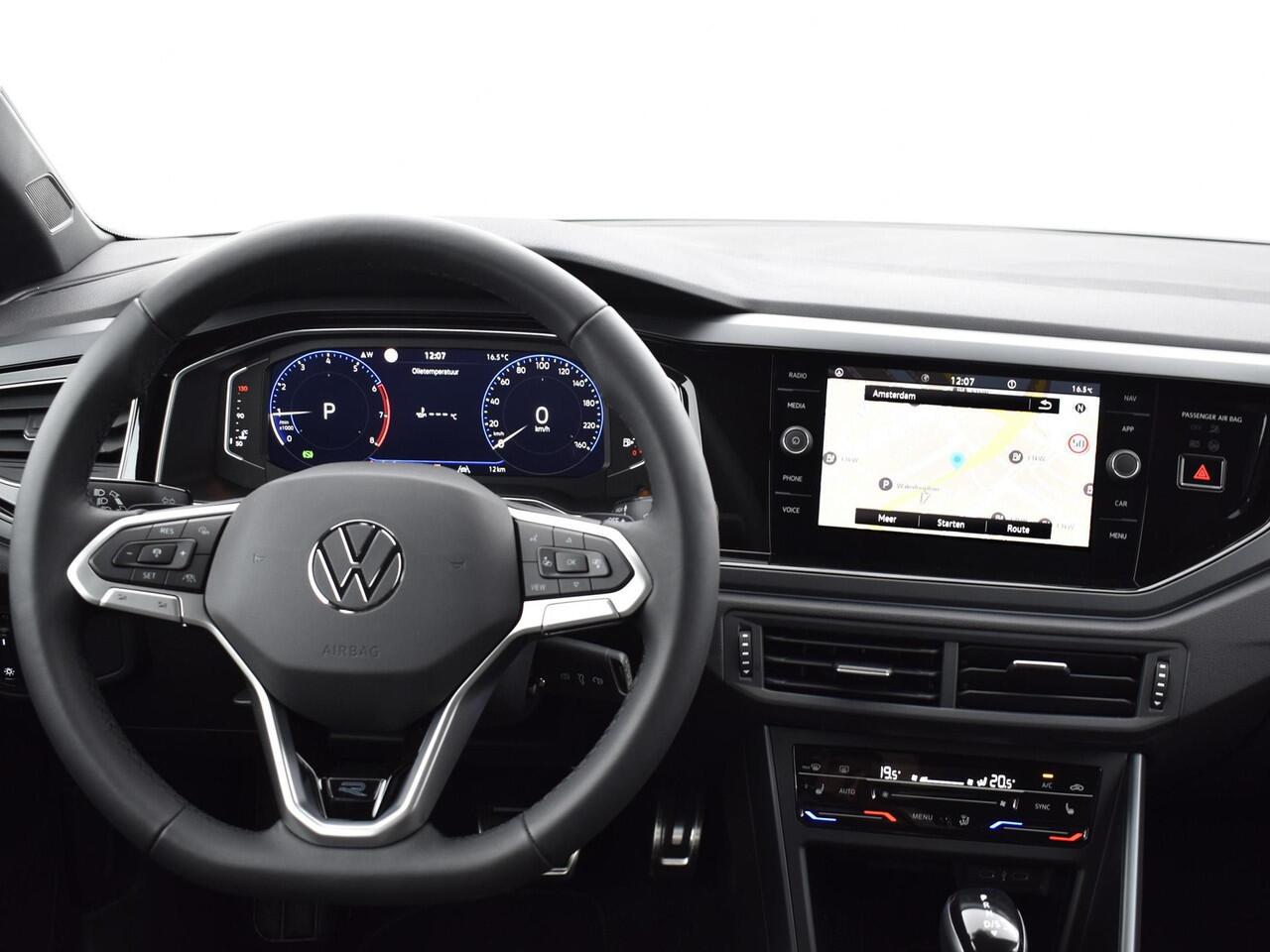 Volkswagen POLO R-Line Edition 1.0 TSI 95 PK 7 versn. DSG 7 Versn. DSG · Voorraad Actie · Prijs is inclusief EU 2000,- inruilpremie · Speciaal ingekocht