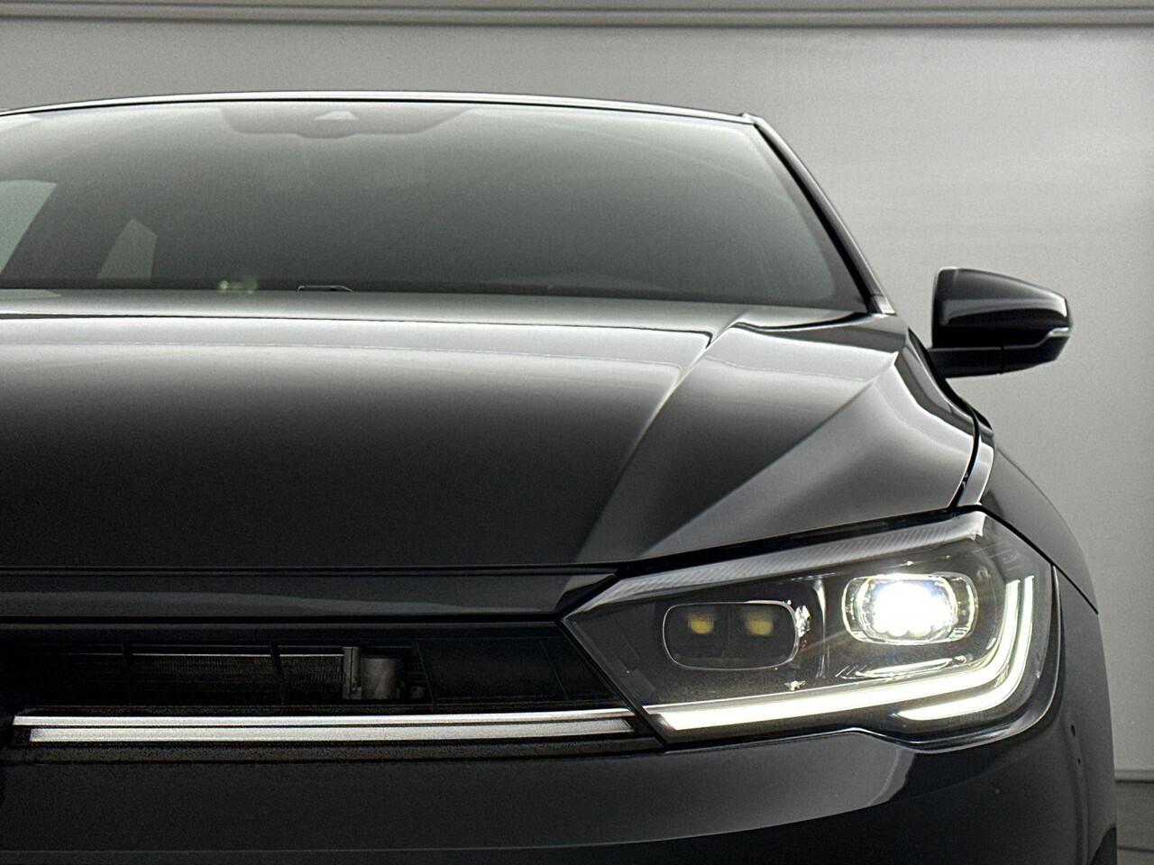 Volkswagen POLO R-Line-Edition 1.0 70 kW / 95 pk TSI Hatchback 5 v