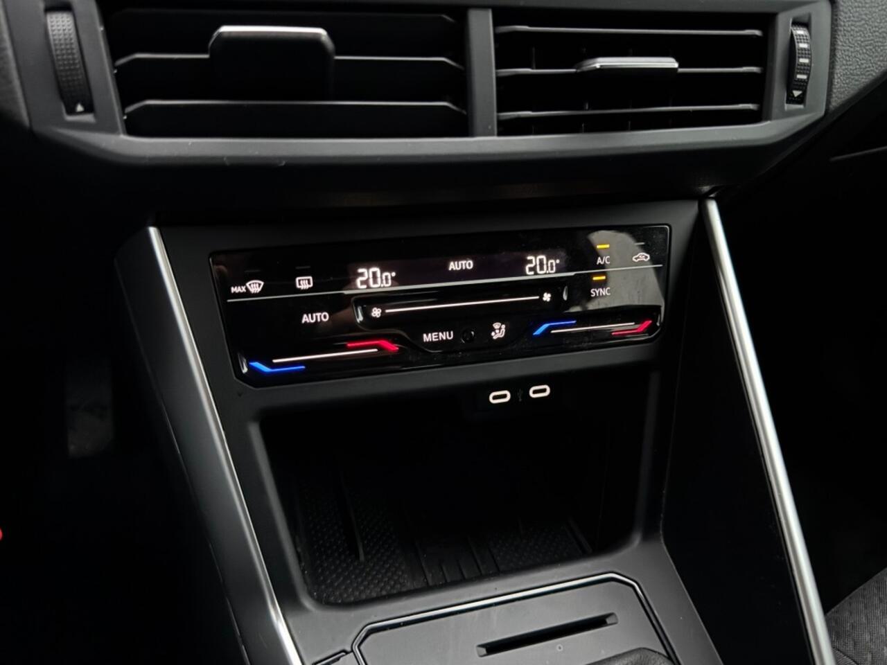 Volkswagen POLO 1.0 TSI 95pk Life Edition - camera - led - climate control