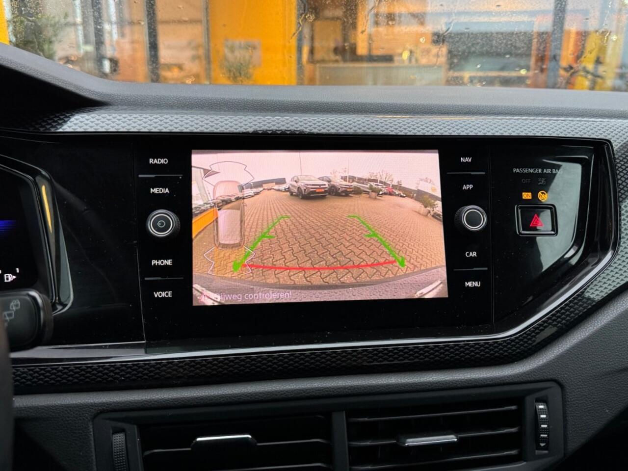 Volkswagen POLO 1.0 TSI 95pk Life Edition - camera - led - climate control