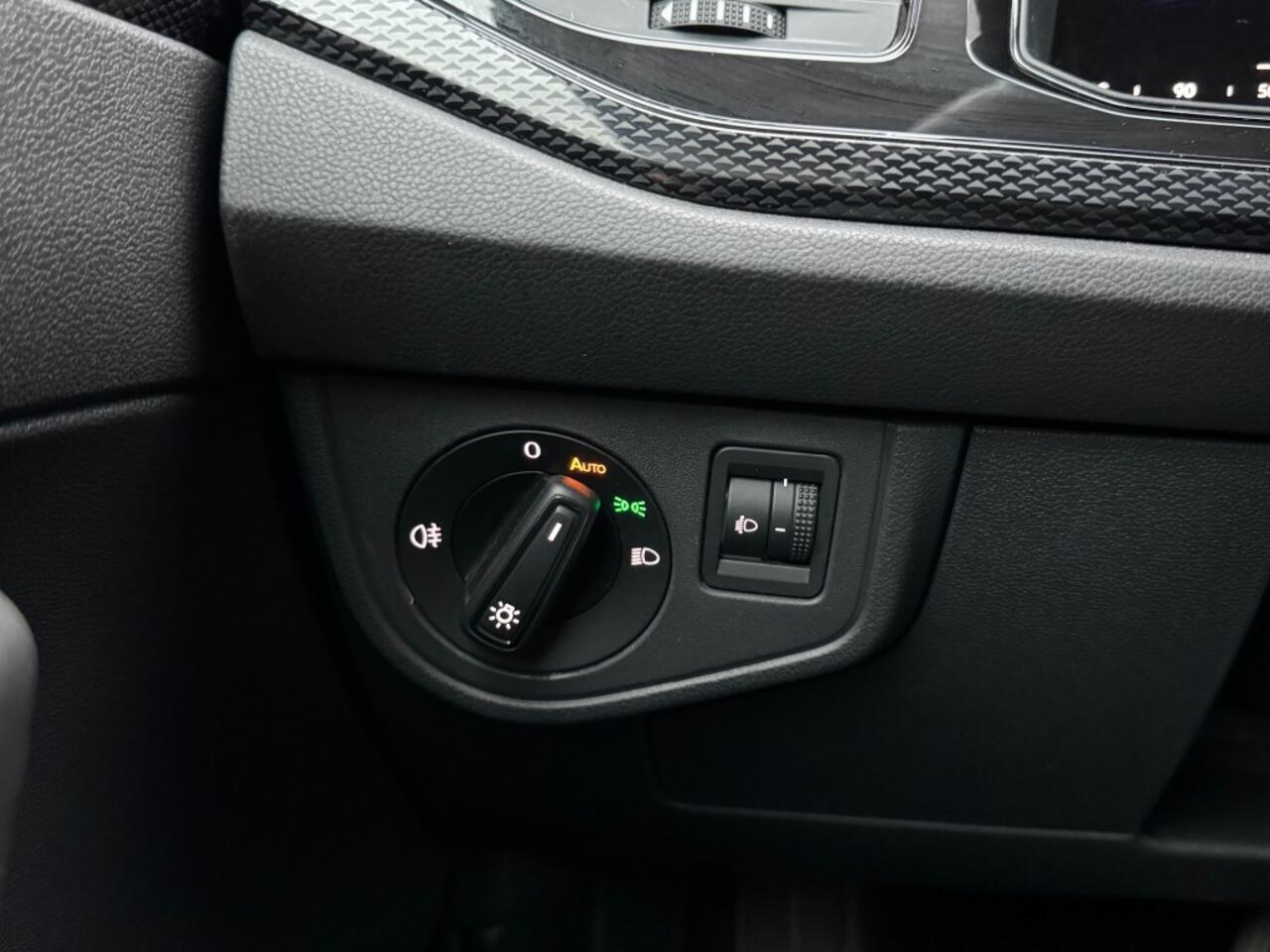 Volkswagen POLO 1.0 TSI 95pk Life Edition - camera - led - climate control