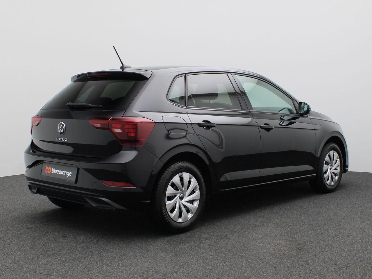 Volkswagen POLO 1.0 TSI Life Adaptieve Cruise Control, Stoelverwarming, App-connect, Climatronic, Navigatie, Virtual Cockpit, Parkeersensoren, Getint Glas, 15" Velgen