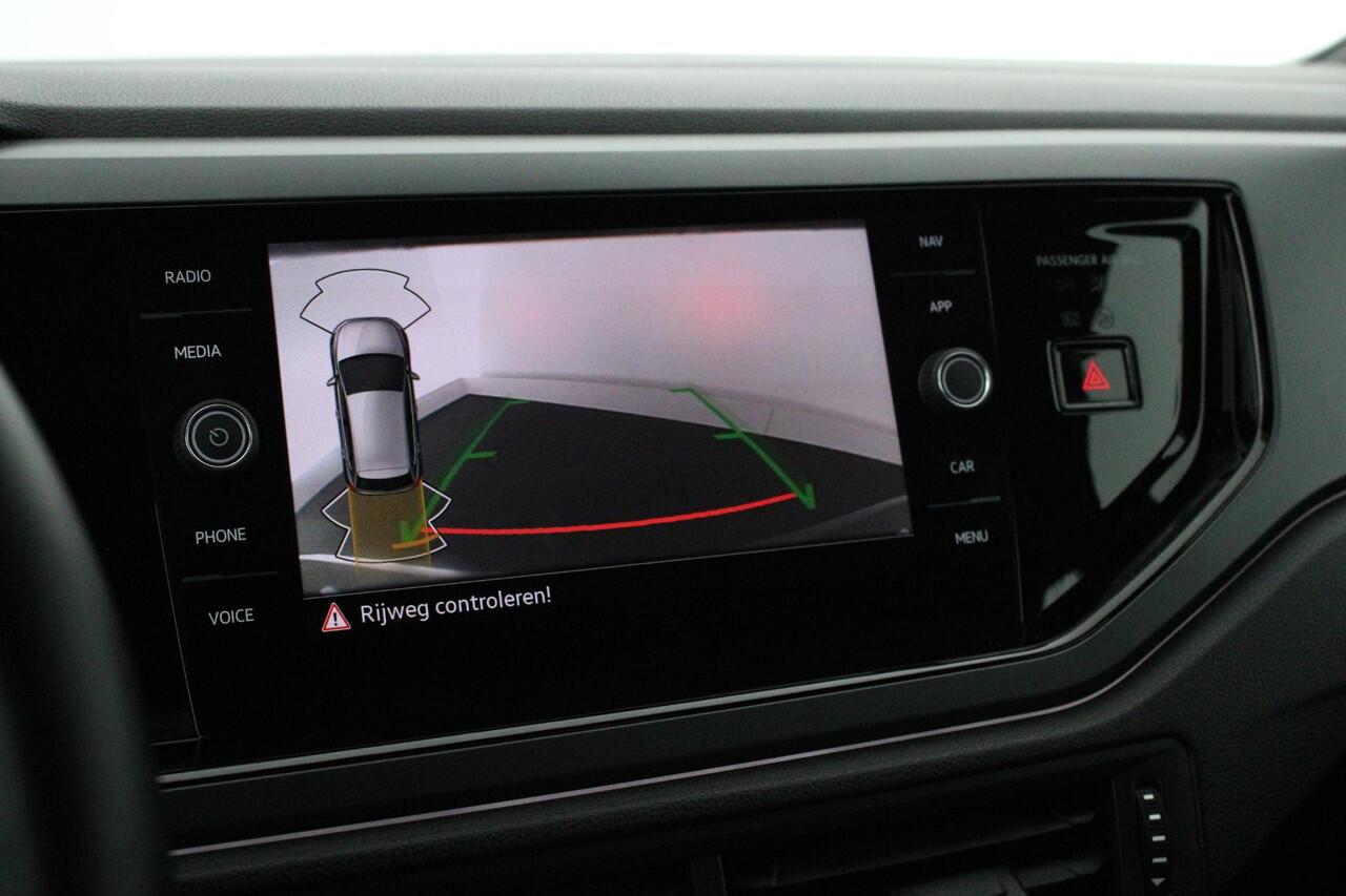 Volkswagen POLO 1.0 TSI 95pk DSG R-Line Camera Stoelverwarming Virtual Cockpit Navigatie