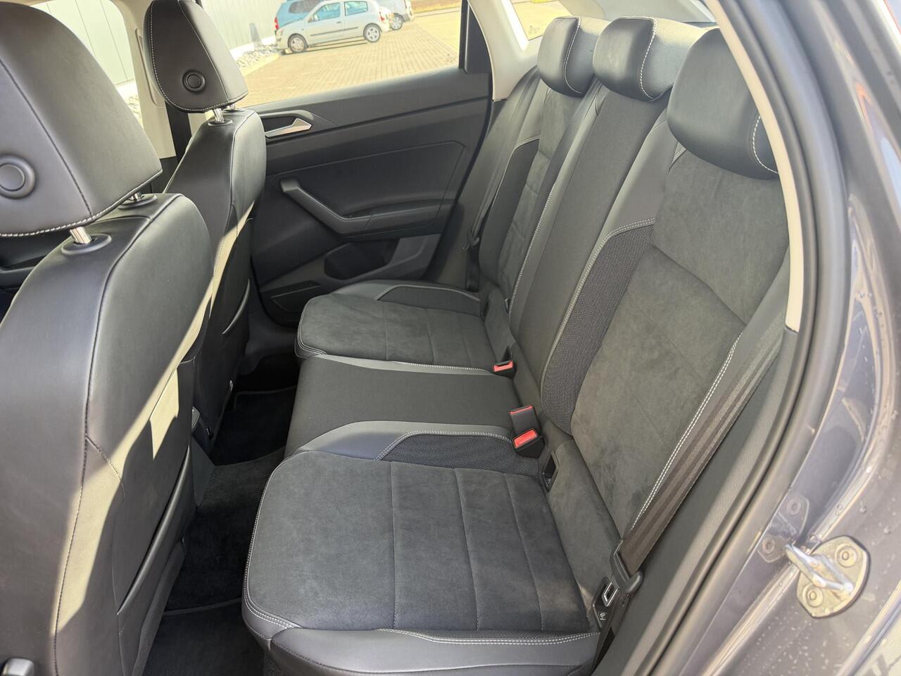 Volkswagen POLO 1.0 TSI Life Business | Automaat | IQ Light | Stoelverwarming | Navigatie | Camera | alcantara