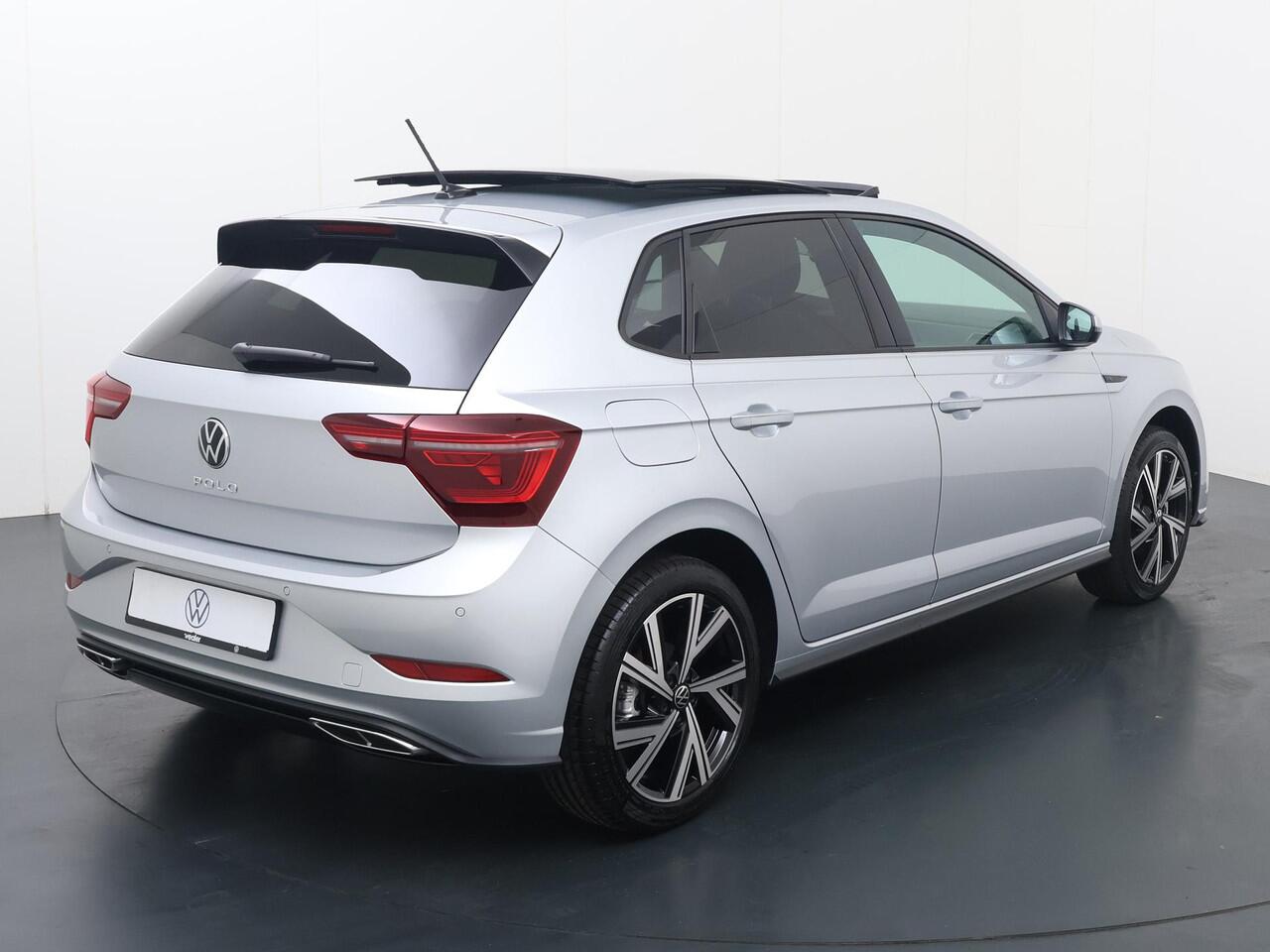 Volkswagen POLO 1.0 TSI R-Line Business | 116 PK | Automaat | Panoramadak | Matrix LED koplamp IQ.Light | Adaptive cruise control | Navigatiesysteem |