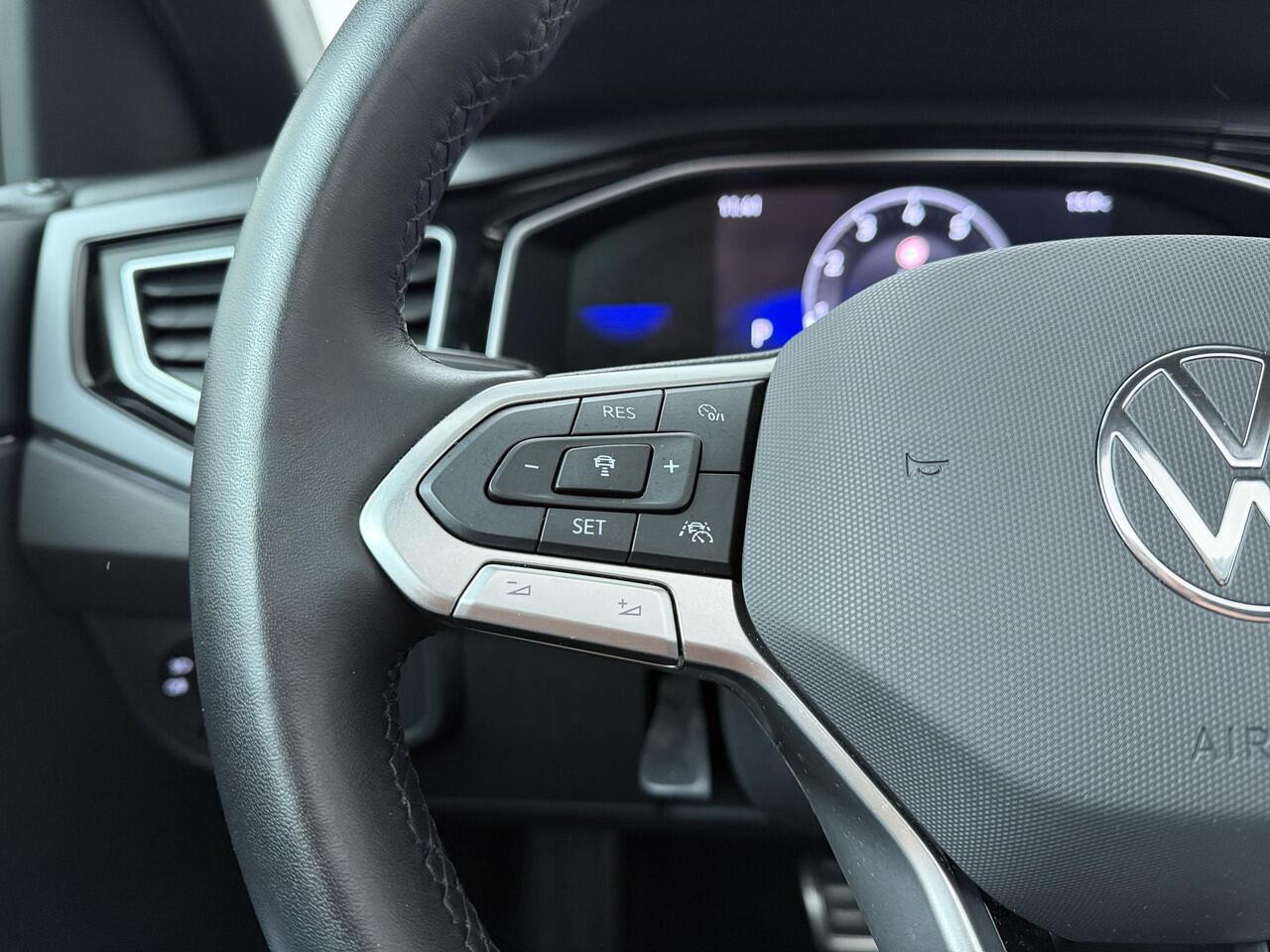 Volkswagen POLO 1.0 TSI R-Line Business | 116 PK | Automaat | Panoramadak | Verwarmde voorstoelen | Matrix LED koplampen IQ.Light | R-Line |