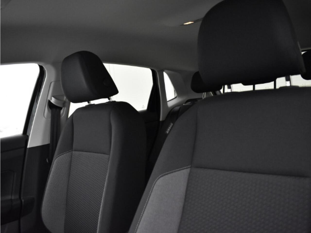 Volkswagen POLO Life Edition 1.0 TSI 95 pk 5 versn. Hand · Achteruitrijcamera · Parkeersensor achter · Velgen 'essex', 15 inch lichtmetaal · Voorraad OUTLET · Prijs is inclusief inruilpremie ·