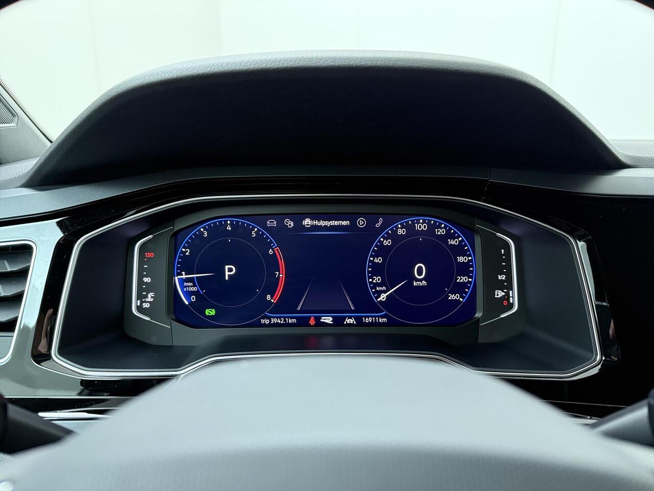 Volkswagen POLO 1.0 TSI R-Line | 115 PK | Automaat | IQ.LIGHT matrix LED koplampen | Achteruitrijcamera | R-Line | Stoelverwarming |