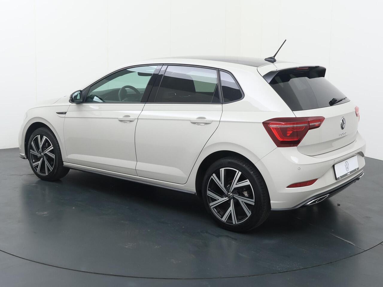 Volkswagen POLO 1.0 TSI R-Line | 115 PK | Automaat | IQ.LIGHT matrix LED koplampen | Achteruitrijcamera | R-Line | Stoelverwarming |