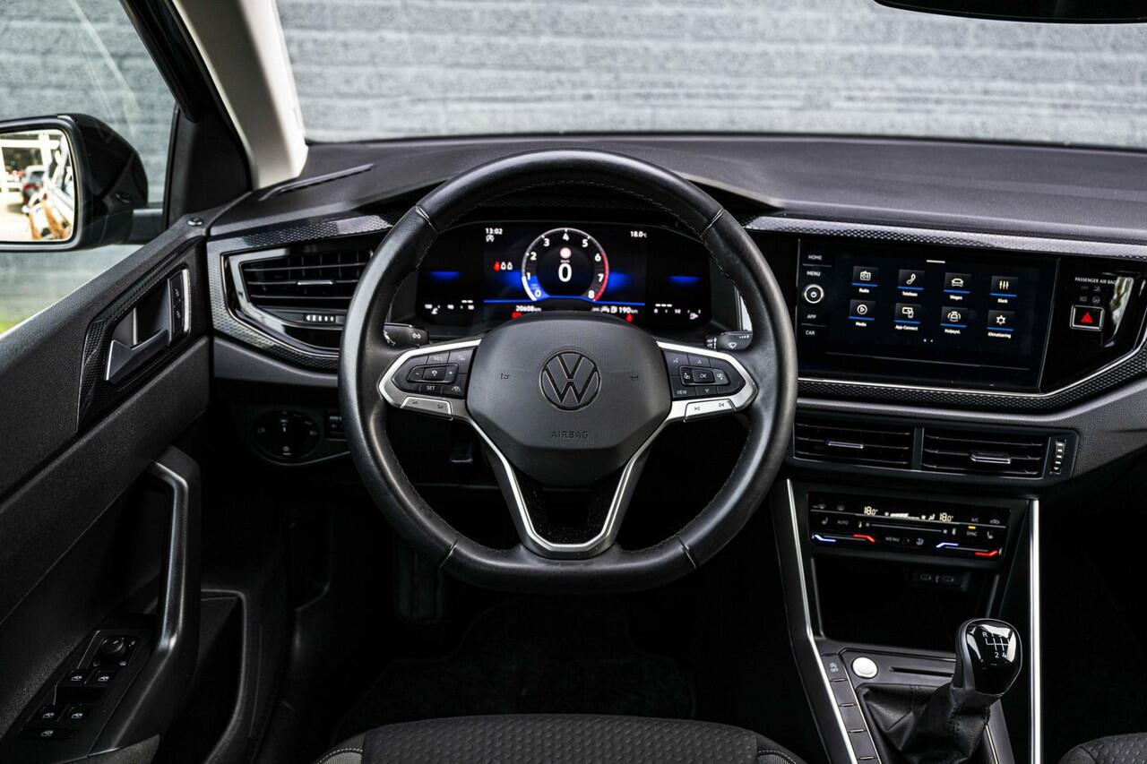 Volkswagen POLO 1.0 TSi 95 pk Life Edition | Keyless | Camera | Stoelverwarming