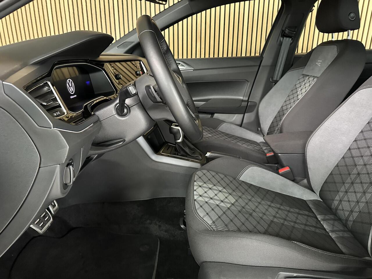 Volkswagen POLO 1.0 TSI R-Line 3 x R-line | Camera | IQ LED | Stoelverwarming