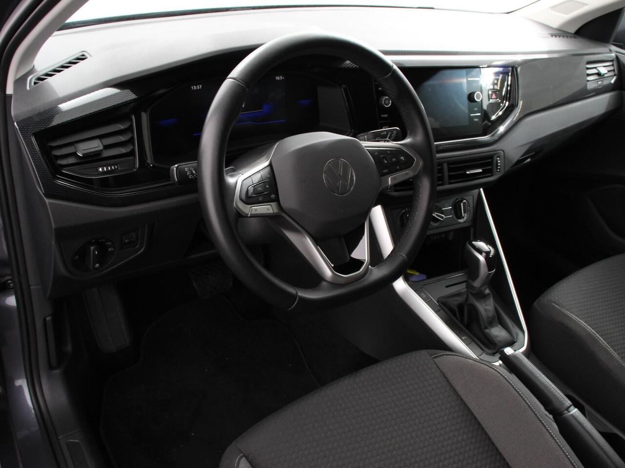 Volkswagen POLO 1.0 TSI 70kW DSG Life Edition | Navigatie | Apple Carplay/Android Auto | Camera | Airco | Lichtmetalen Velgen | Extra Getint Glas