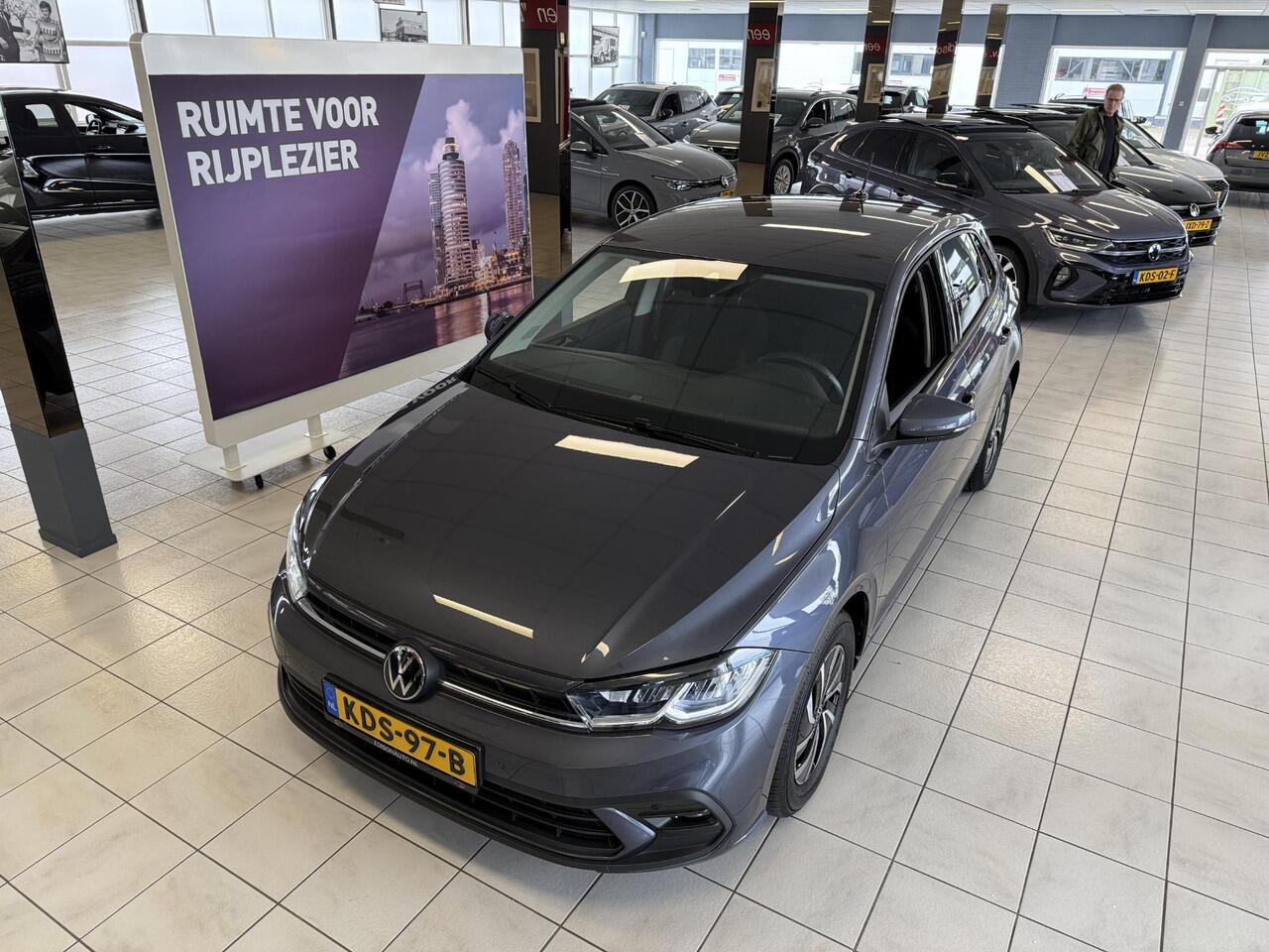 Volkswagen POLO 1.0 TSI Life Edition *CAM*APP*CLIMATE*STOEL VERW*
