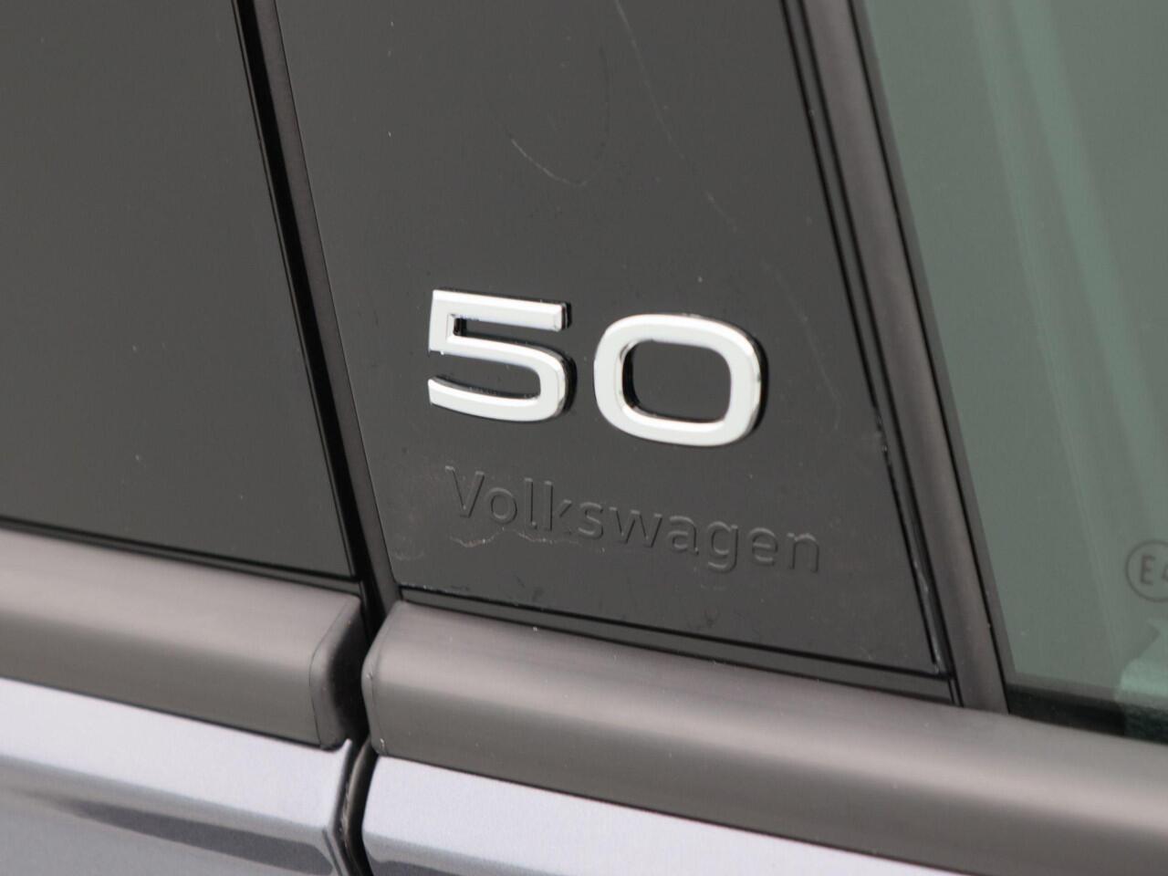 Volkswagen POLO 50 Edition 1.0 TSI 95 PK | LED Matrix | Stoelverwarming | Camera | Carplay | Travel Assist |