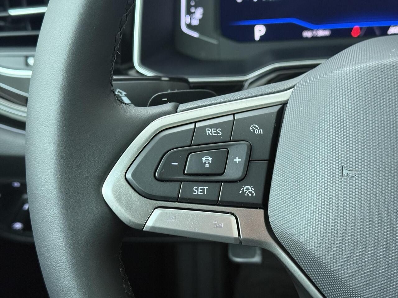 Volkswagen POLO 50 Edition 1.0 TSI 70 kW / 95 PK Hatchback DSG | Panoramadak | Digital Cockpit Pro |