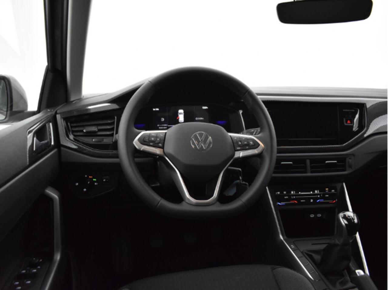 Volkswagen POLO Life Edition 1.0 TSI 95 pk 5 versn. Hand · Airconditioning automatisch, 2-zone (climatronic) ·