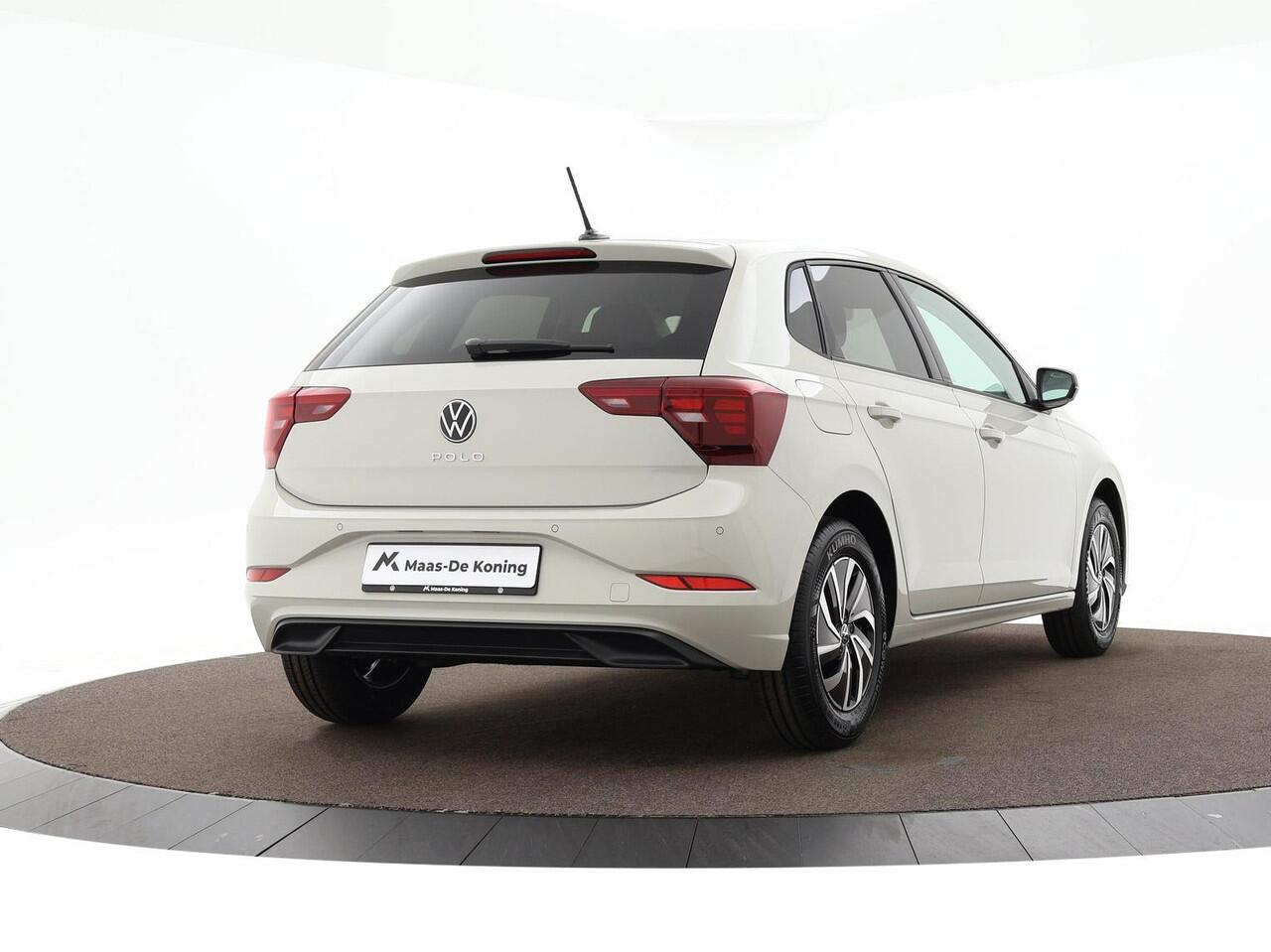 Volkswagen POLO Life Edition 1.0 TSI 95 pk 5 versn. Hand · Airconditioning automatisch, 2-zone (climatronic) ·