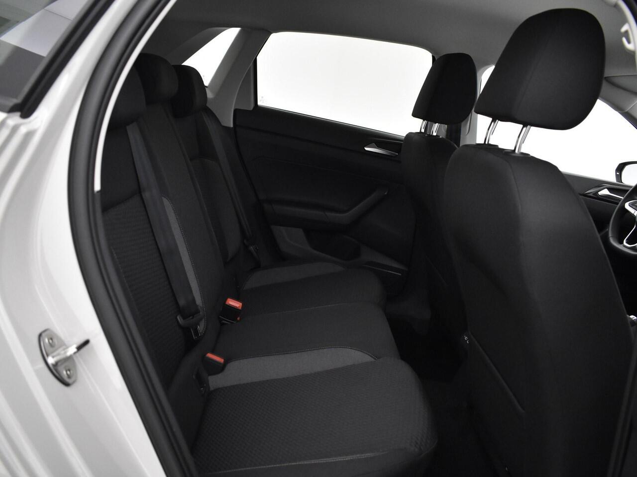 Volkswagen POLO Life Edition 1.0 TSI 95 pk 5 versn. Hand · Airconditioning automatisch, 2-zone (climatronic) ·