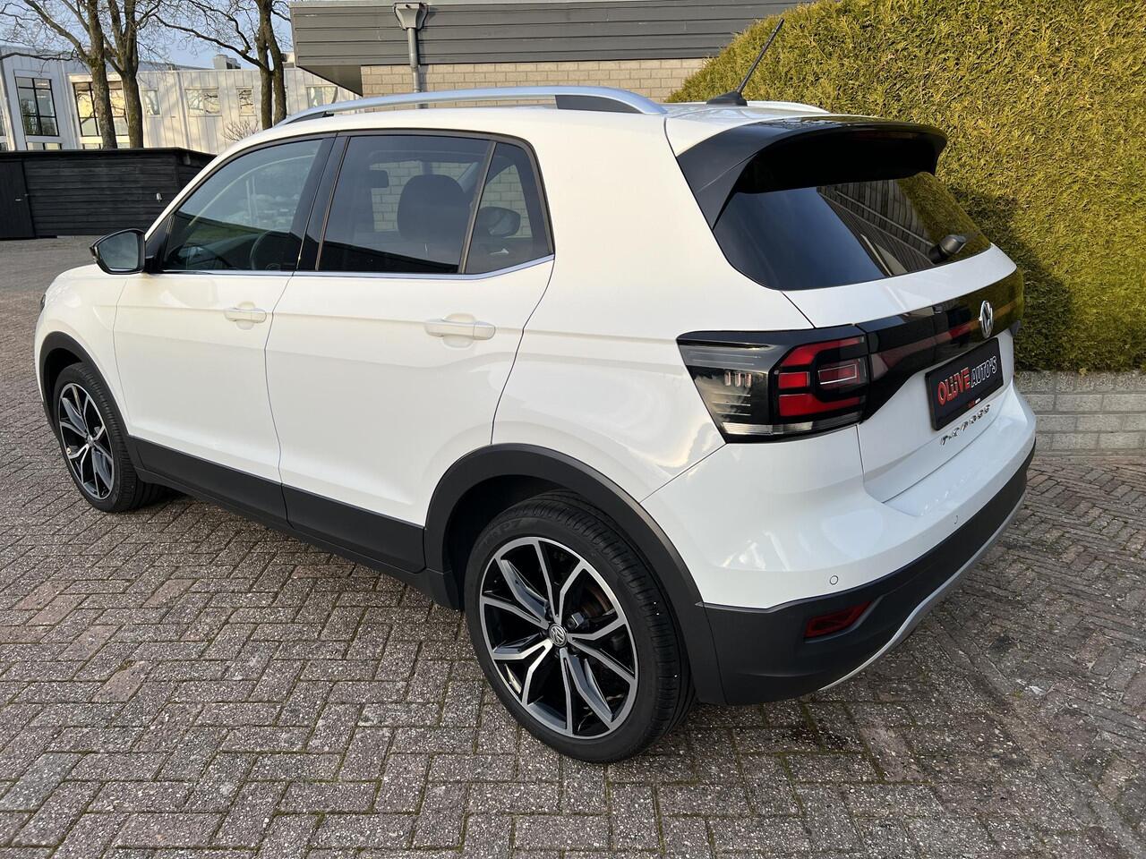 Volkswagen T-Cross 1.0 TSI Style115PK*Carplay*Trekhaak*Adaptivecruise