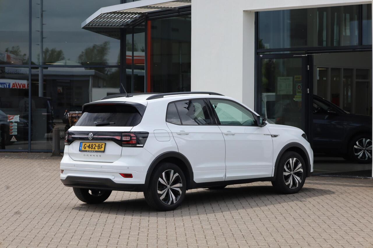 Volkswagen T-Cross 1.0 TSI R-Line 95PK / 70kW, Adaptieve cruise control (acc), navigatie, 2-zone climatronic, 17" 'Manila' LMV, dodehoekdetectie (side assist), DAB+, parkeersensoren voor en achter (pdc), elektrisch verstel- en verwarmbare buitenspiegels, digital cockpit pro