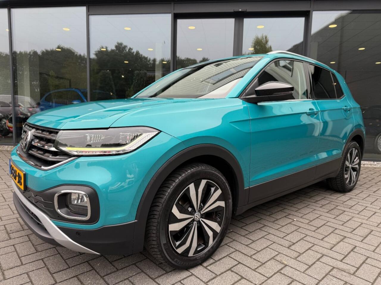 Volkswagen T-Cross 1.0 TSI Style,LED,Keyless,BLIS,Adapt Cruise,Camera,Digi Dash,Clima,