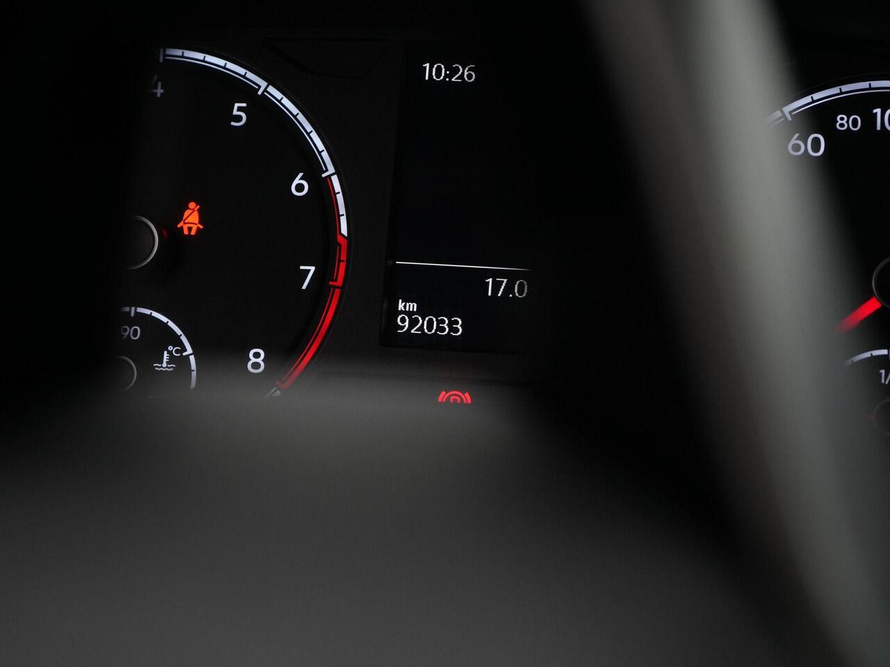 Volkswagen T-Cross 1.0 TSI 95 pk Life | Stoelverwarming | Navigatie Apple Carplay/Android Auto | Parkeersensoren voor/achter | Adaptive Cruise