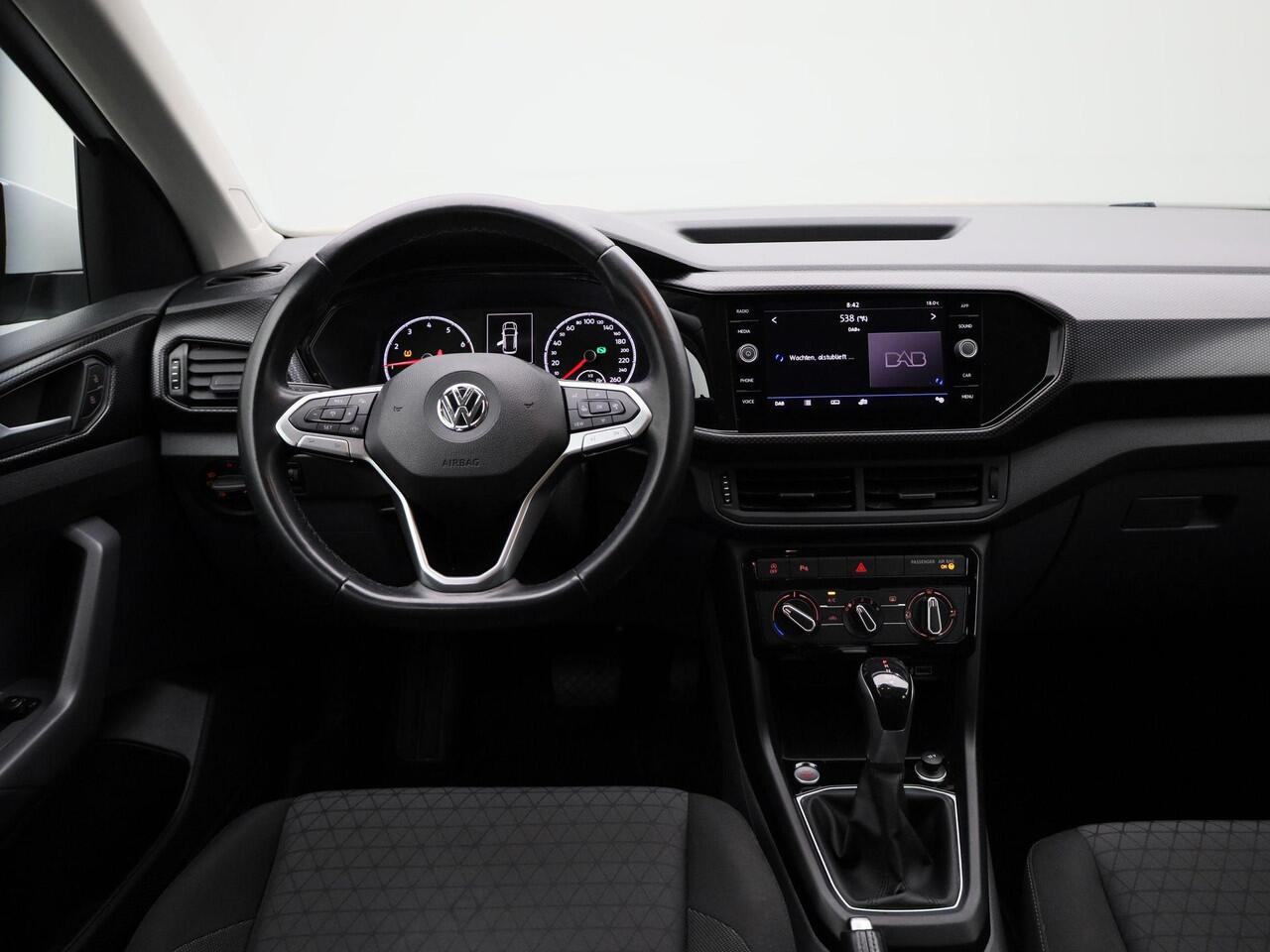 Volkswagen T-Cross 1.0 TSI Life | Adaptieve Cruise Control | Keyless | Blind Spot Warning | PDC Voor+Achter | Licht- & Regensensor | DAB-Radio | Apple Carplay & Android Auto | Elektrisch Inklapbare Buitenspiegels | Airconditioning