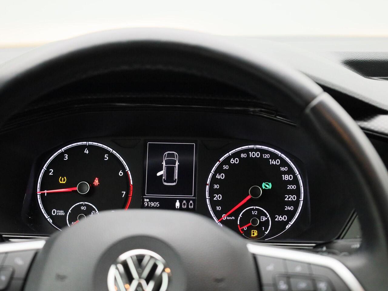 Volkswagen T-Cross 1.0 TSI Life | Adaptieve Cruise Control | Keyless | Blind Spot Warning | PDC Voor+Achter | Licht- & Regensensor | DAB-Radio | Apple Carplay & Android Auto | Elektrisch Inklapbare Buitenspiegels | Airconditioning