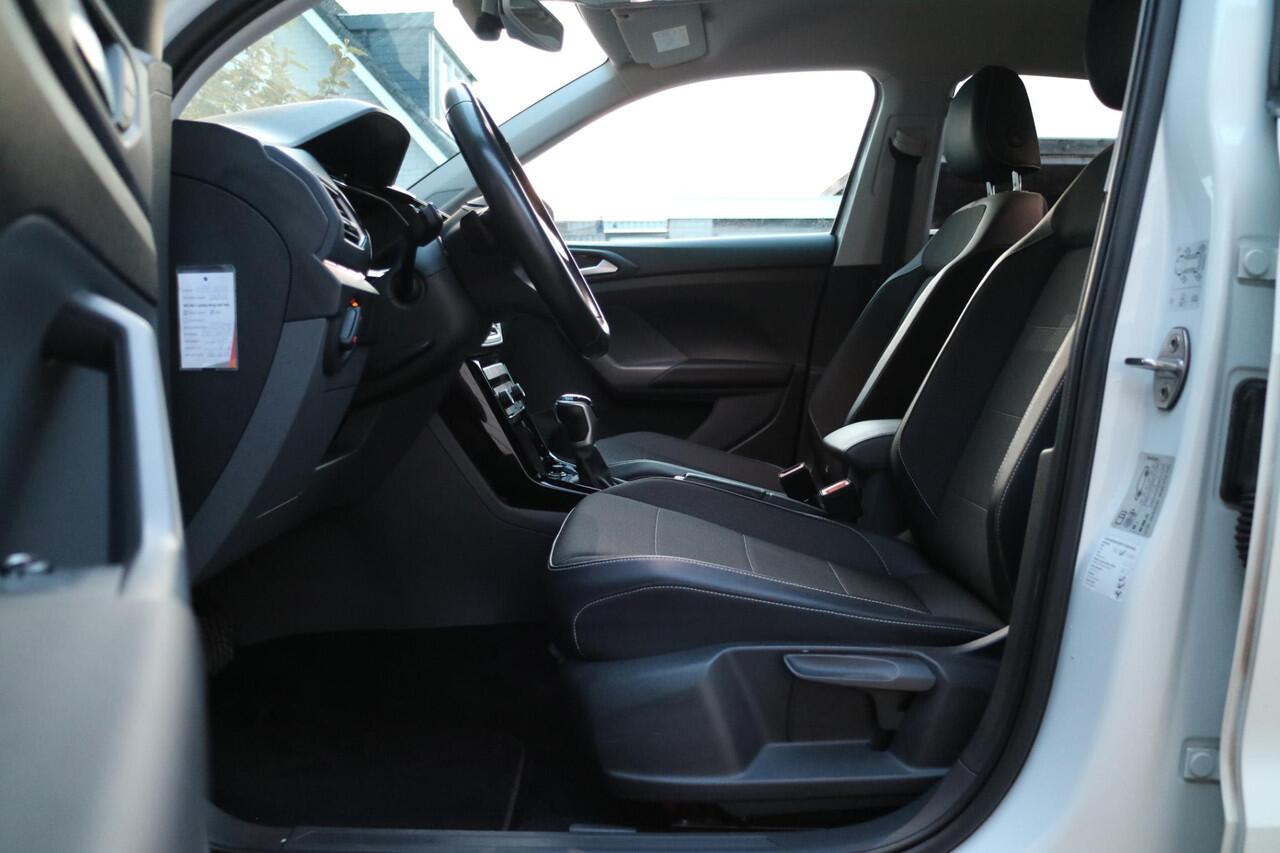 Volkswagen T-Cross 1.0 TSI R-line | | DSG | Camera | Digidash | Blindspot