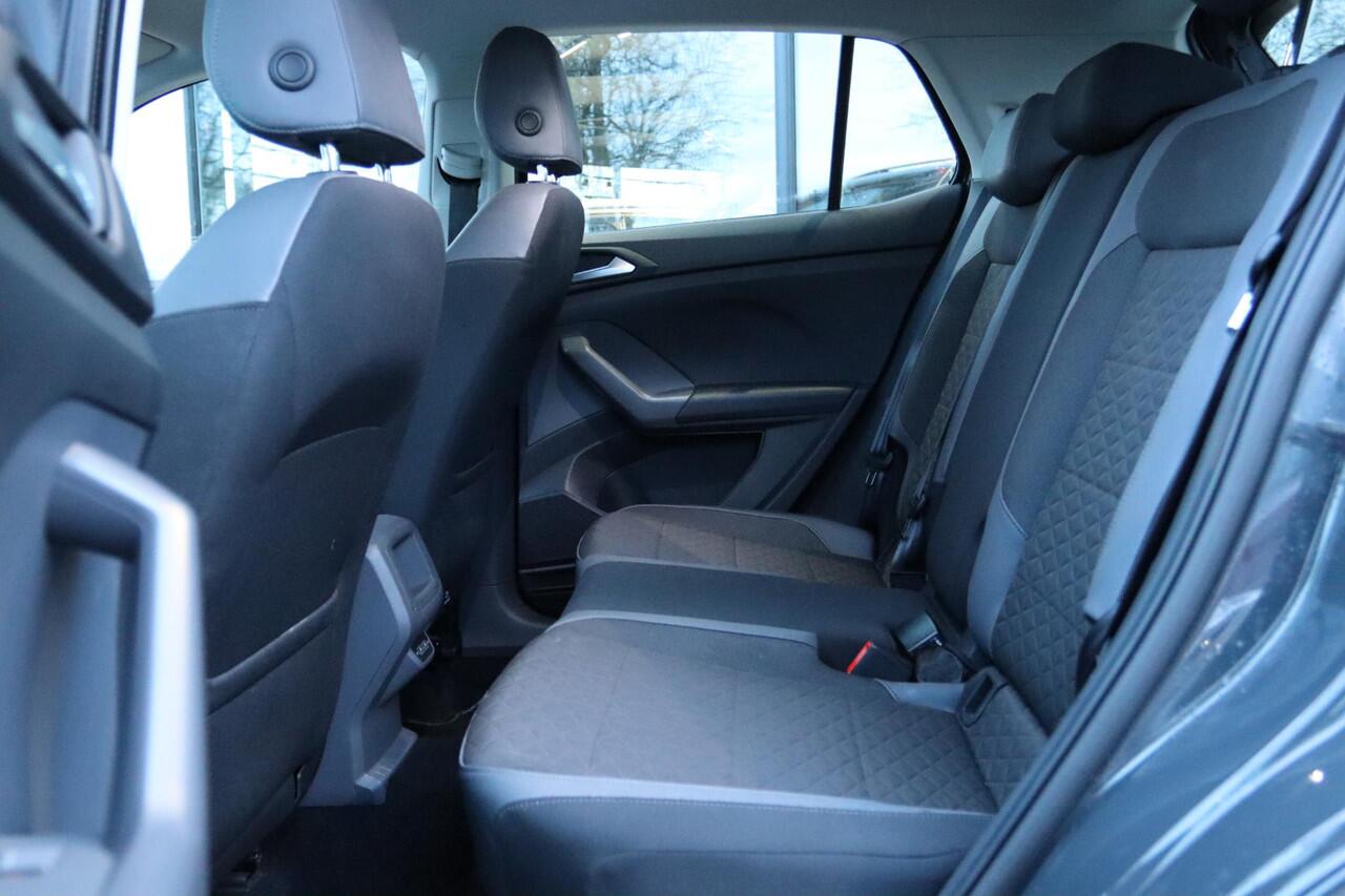 Volkswagen T-Cross 1.0 TSI STYLE | LED | ADAP. CRUISE | CARPLAY | CLIMATE | SIDE-ASIST |