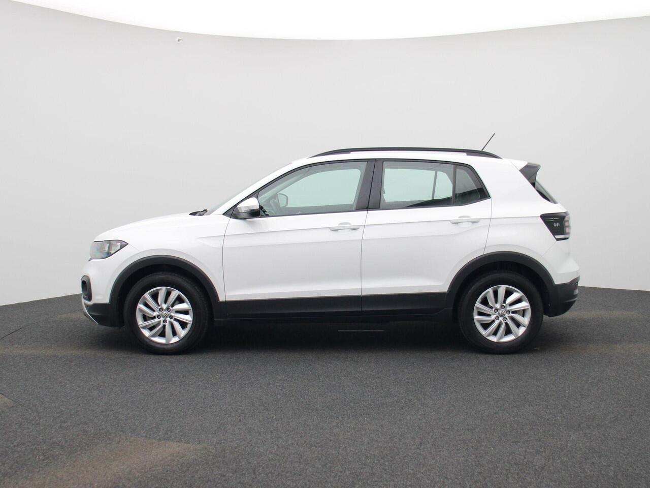 Volkswagen T-Cross 1.0 TSI Life | Adaptieve Cruise Control | Keyless | Blind Spot Warning | PDC Voor+Achter | Licht- & Regensensor | DAB-Radio | Apple Carplay & Android Auto | Elektrisch Inklapbare Buitenspiegels | Airconditioning