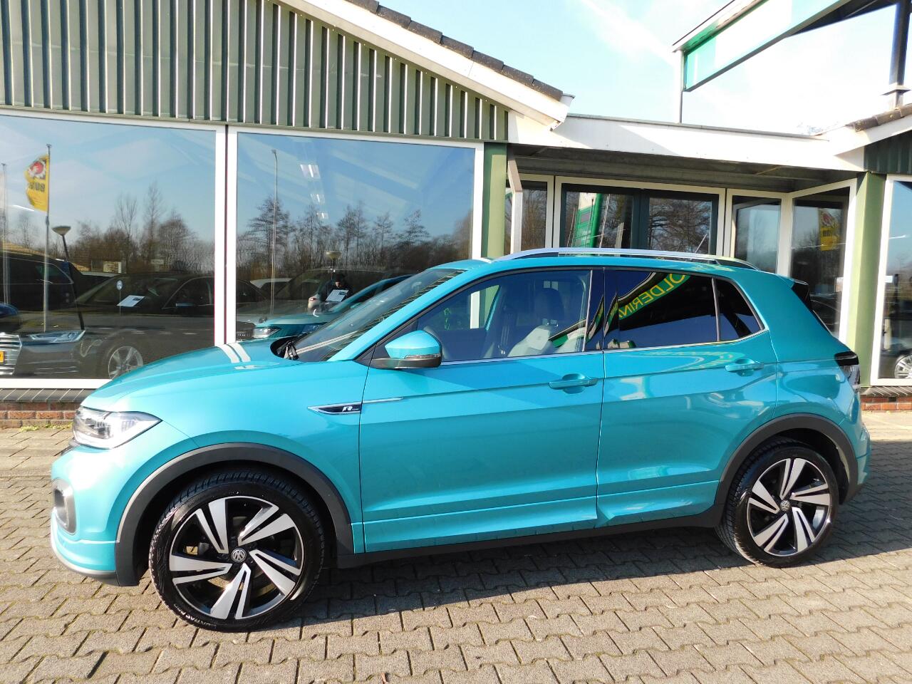 Volkswagen T-Cross 1.0TSI 116PK R-Line! All-in Prijs! Trekhaak! LED