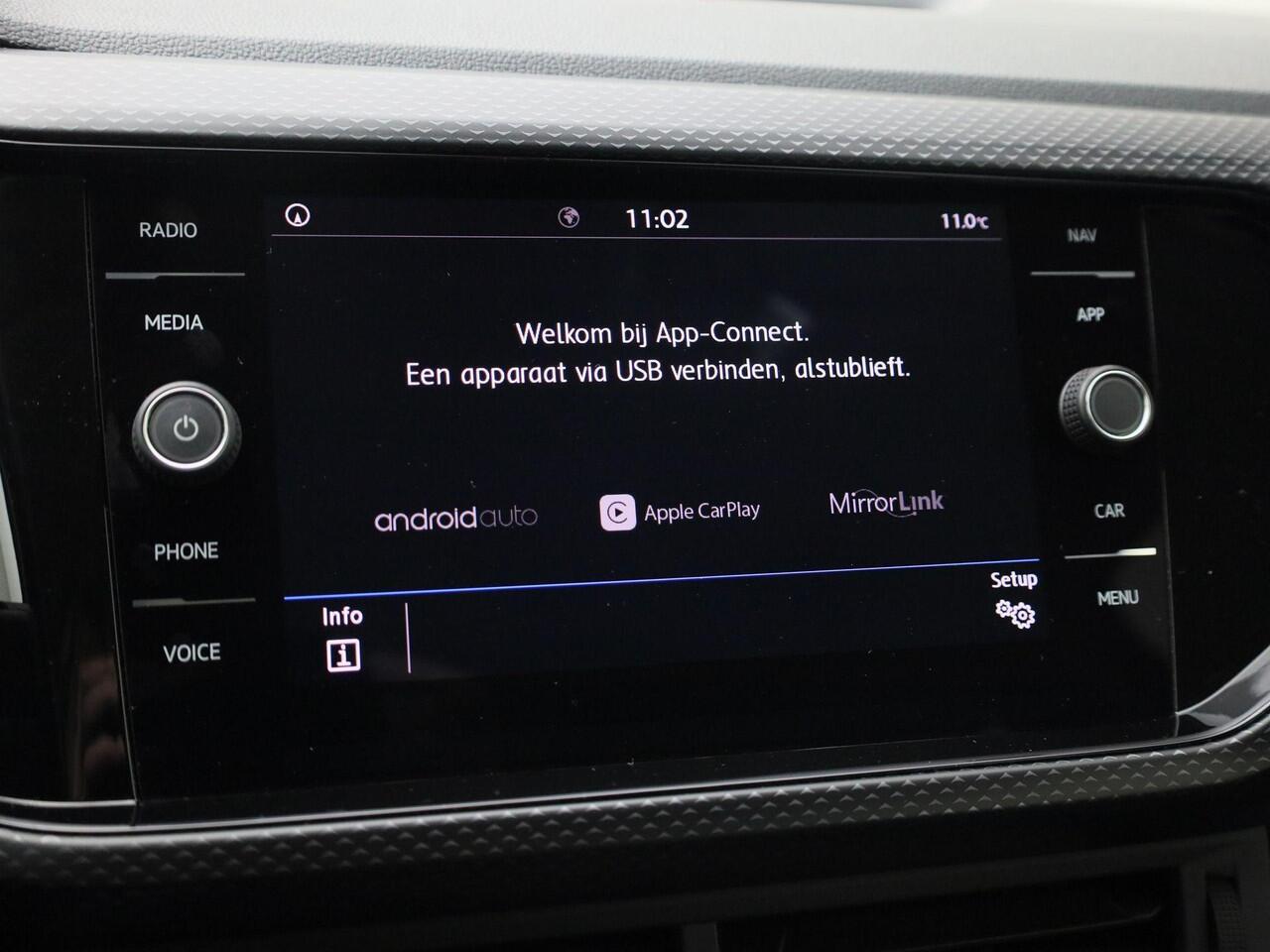 Volkswagen T-Cross 1.0TSI/115PK DSG Life · Apple/Android Car Play · Navigatie · Clima · Lane assist · Parkeersensoren