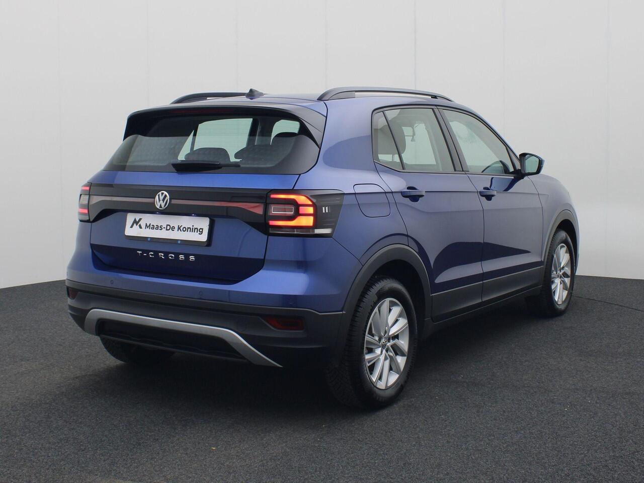 Volkswagen T-Cross 1.0TSI/115PK DSG Life · Apple/Android Car Play · Navigatie · Clima · Lane assist · Parkeersensoren