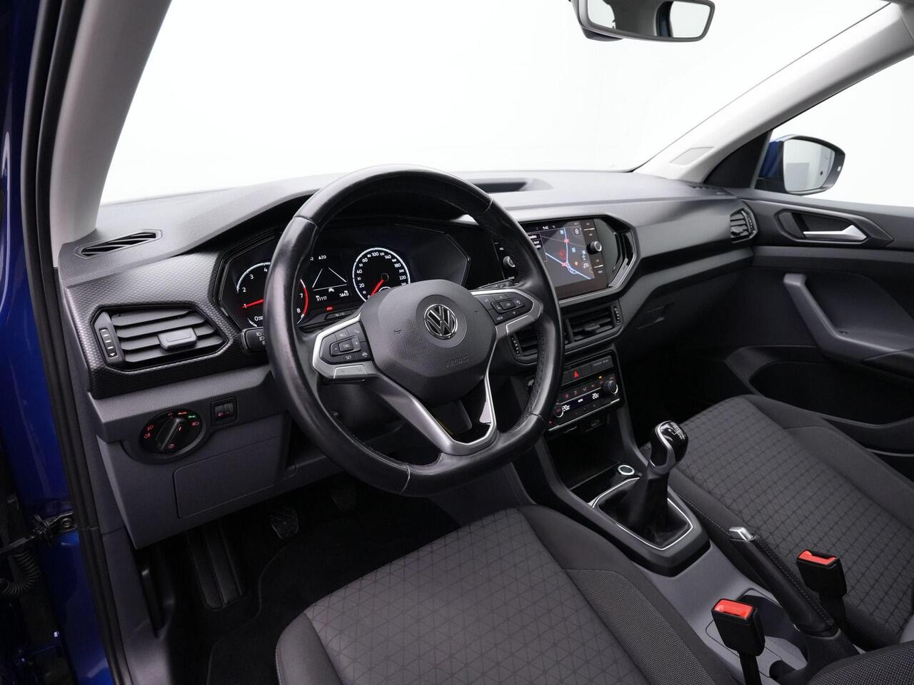 Volkswagen T-Cross 1.0 TSI 115 pk Style | Stoelverwarming | Navigatie | Parkeersensoren voor/achter