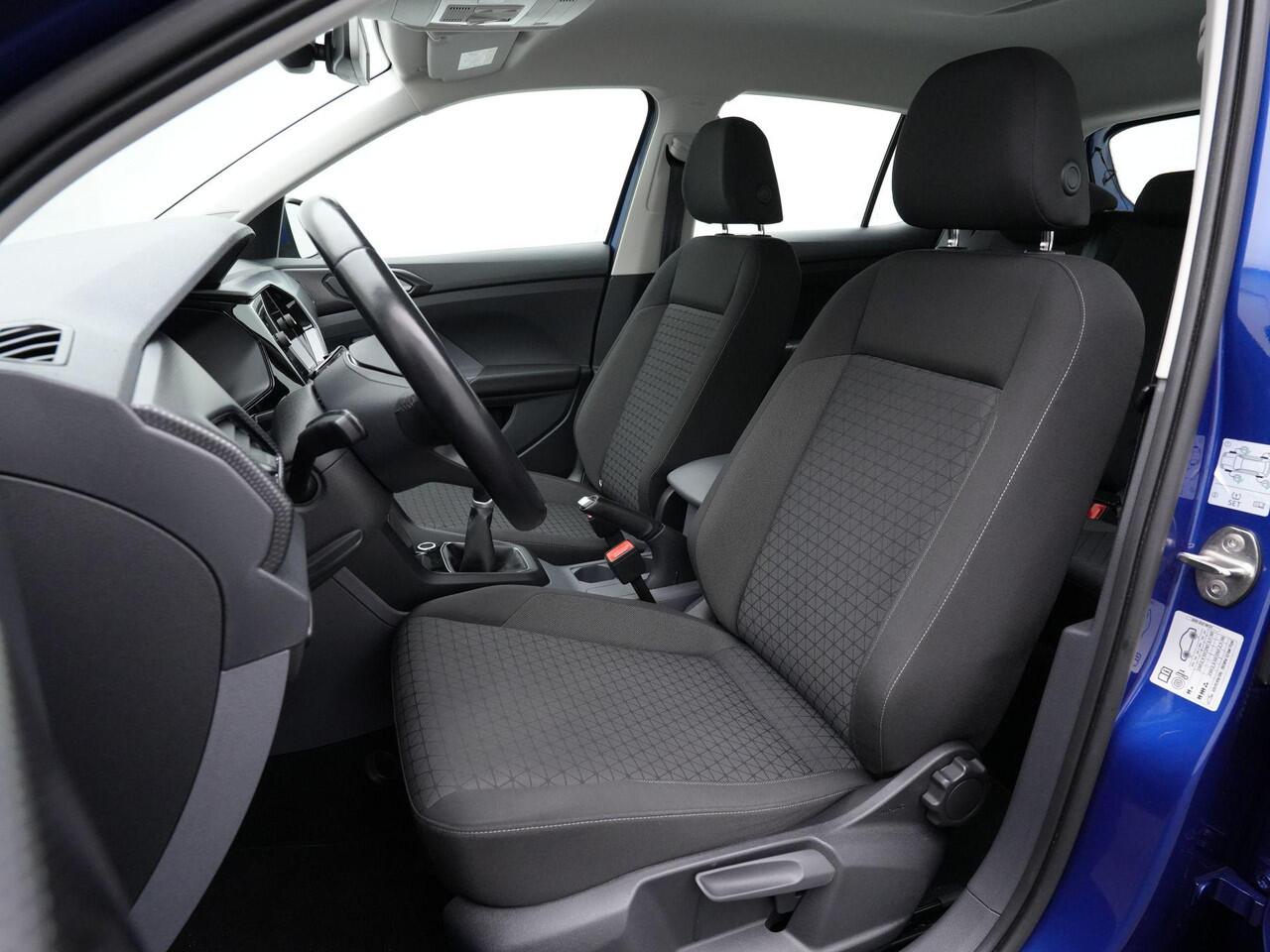 Volkswagen T-Cross 1.0 TSI 115 pk Style | Stoelverwarming | Navigatie | Parkeersensoren voor/achter