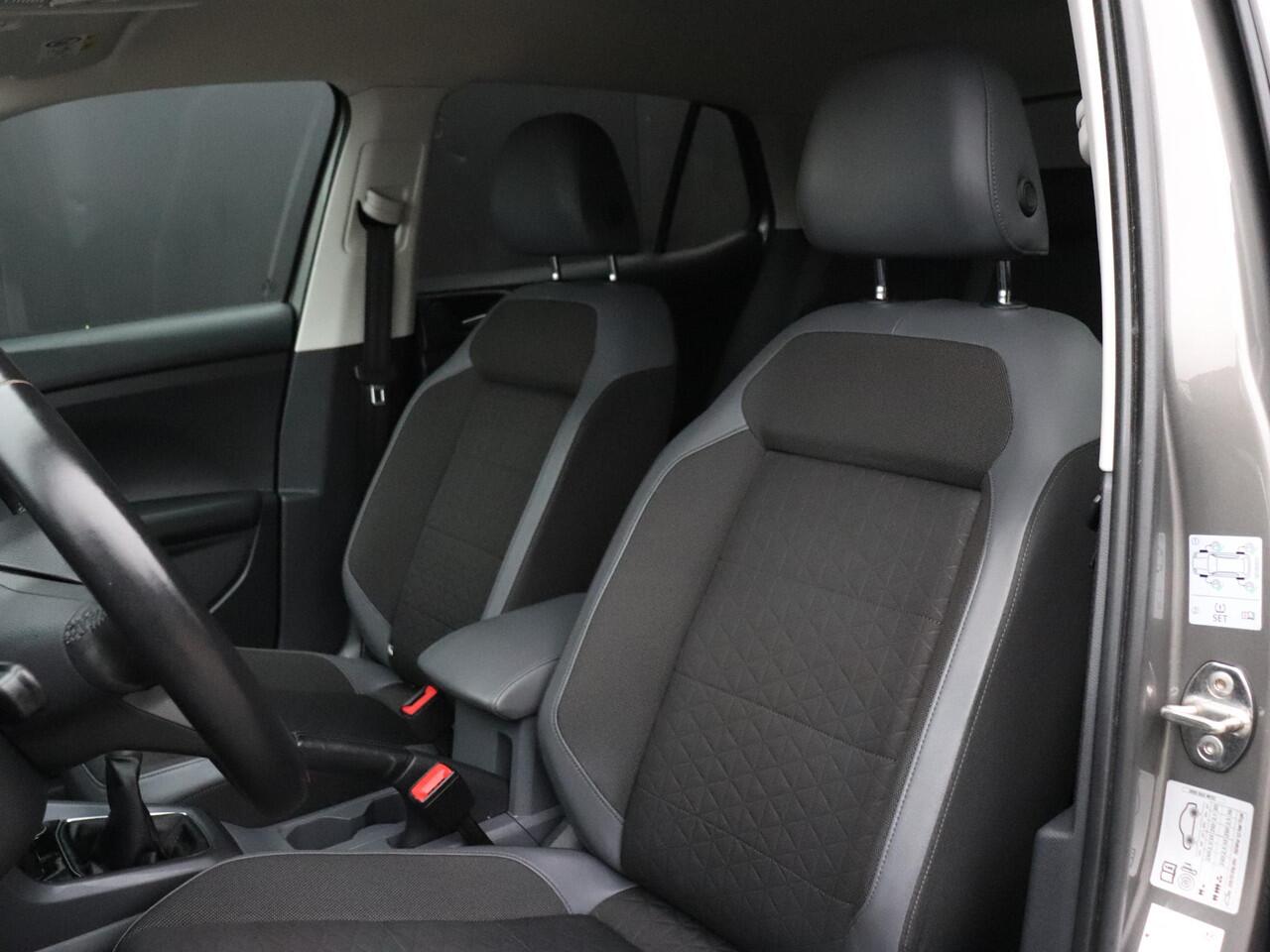 Volkswagen T-Cross 1.0 TSI Style | PDC | APPLE CARPLAY | NAVI | CRUISE | VIRTUAL COCKPIT | CLIMATE |