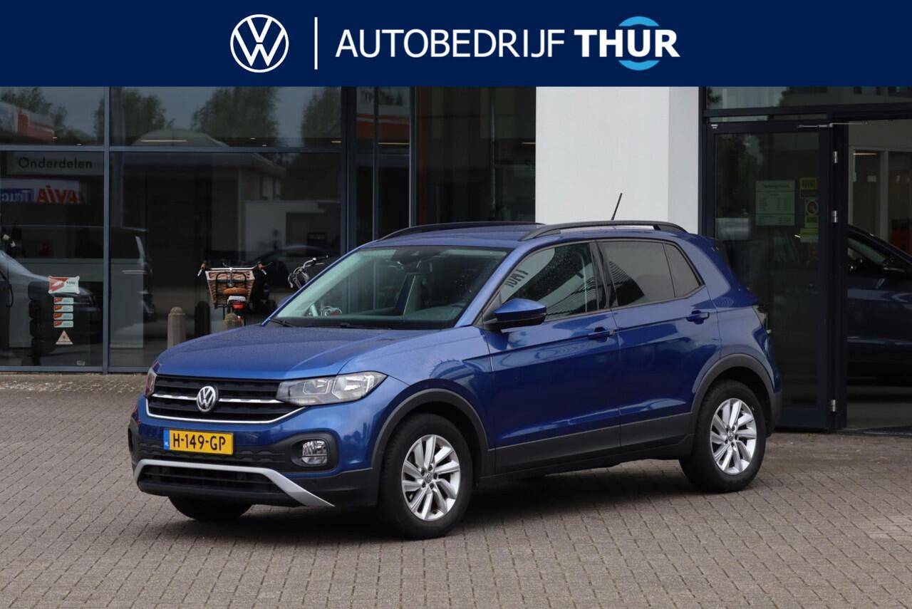 Volkswagen T-Cross 1.0 TSI Life 95PK / 70kW, NL auto dealeronderhouden 1e eigenaar, privacy glas, dodehoekdetectie (side assist), adaptieve cruise control (acc), parkeersensoren voor en achter (pdc), comfortstoelen met lendesteun, Apple Carplay / Android Auto, elektrisch ve