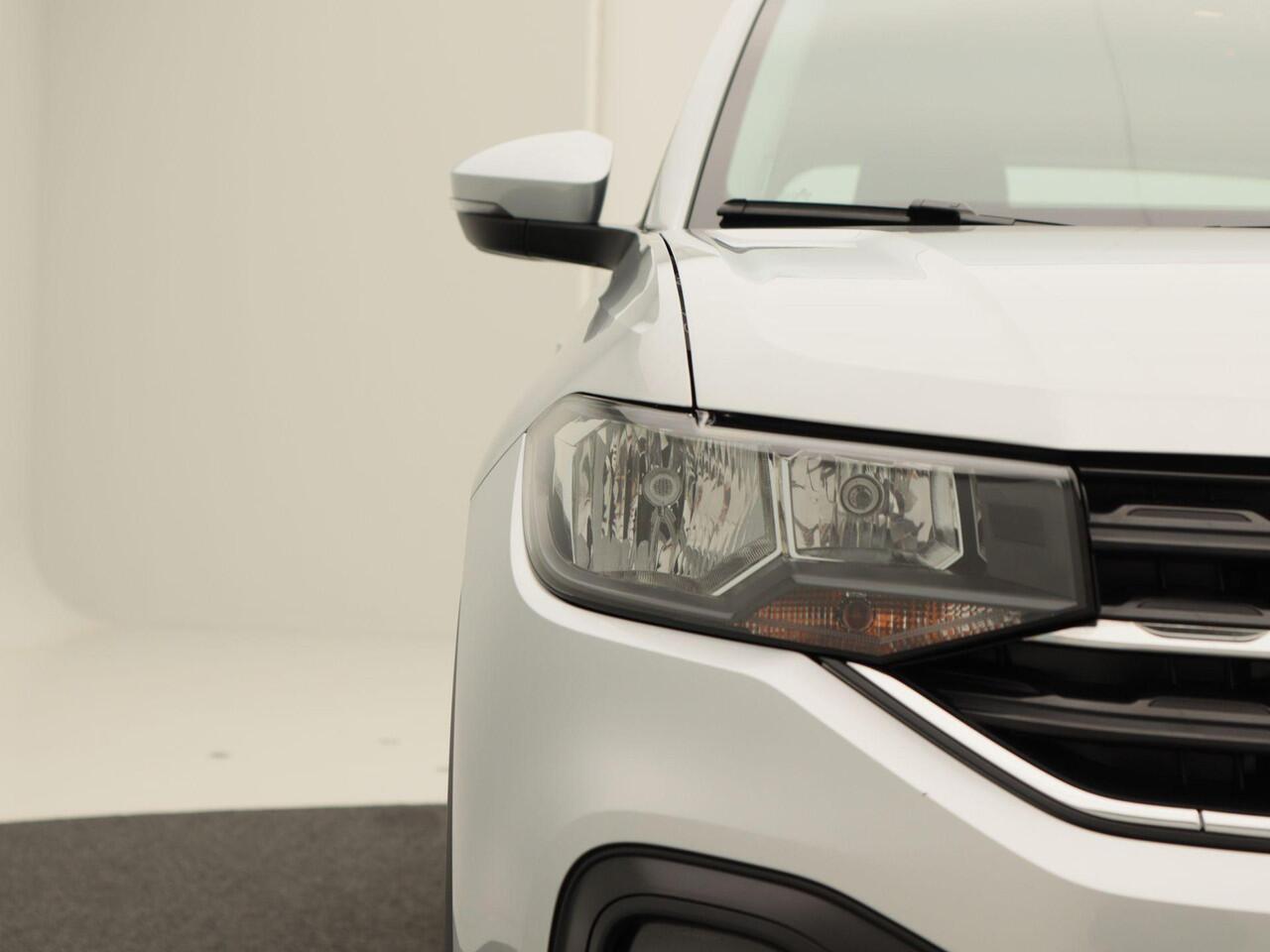 Volkswagen T-Cross 1.0 TSi 115 Pk Automaat Life | Airco | Parkeersensoren | Carplay | 16 inch | 69.798 Km!!