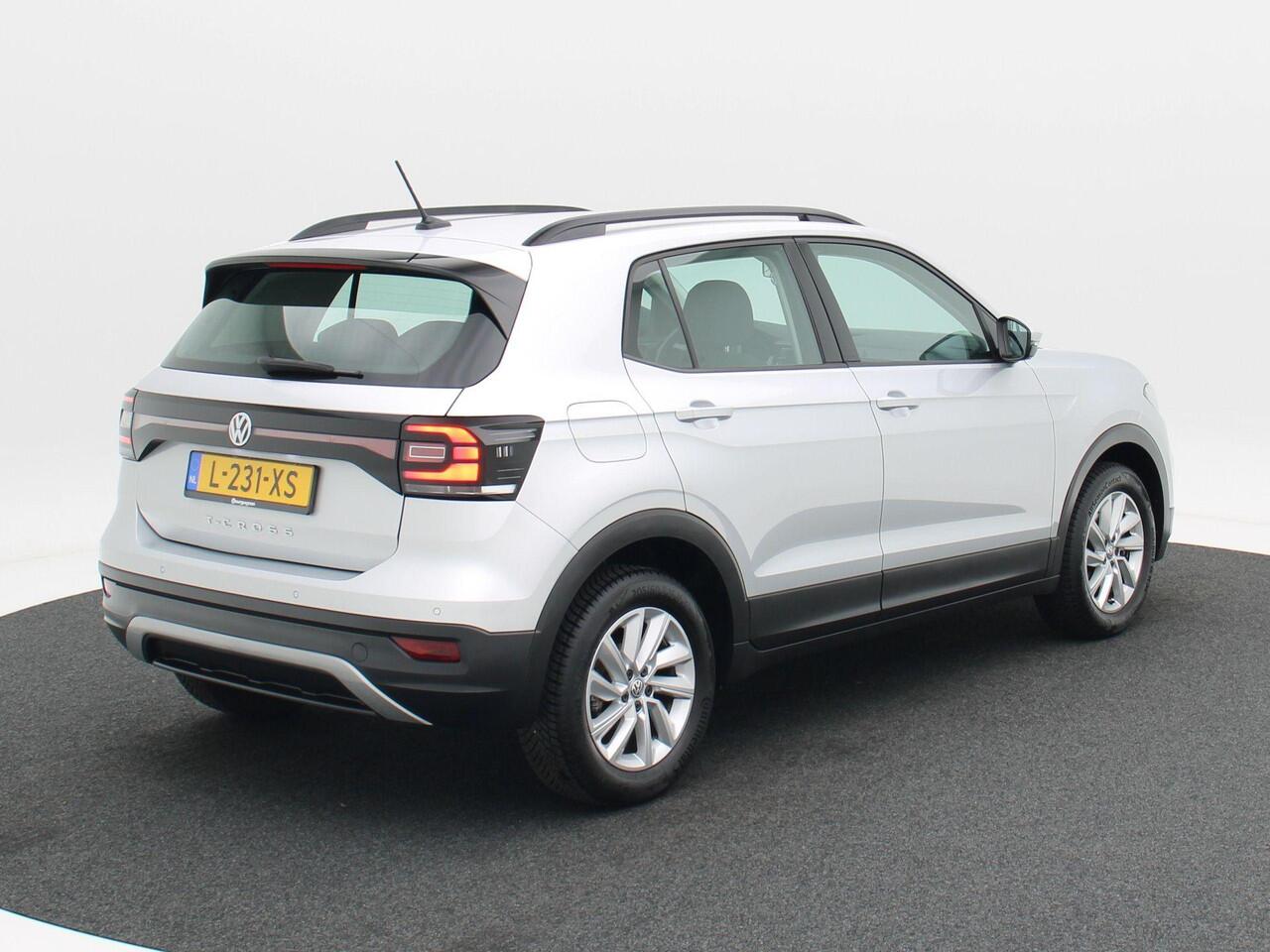 Volkswagen T-Cross 1.0 TSi 115 Pk Automaat Life | Airco | Parkeersensoren | Carplay | 16 inch | 69.798 Km!!