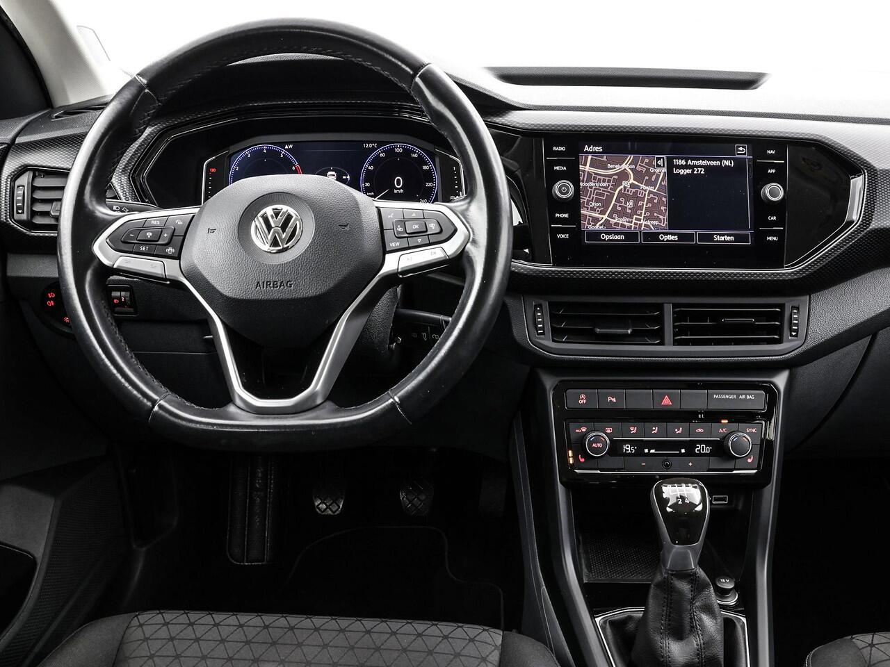 Volkswagen T-Cross 1.0 TSI 95pk Life · Camera · Apple/Android Car Play · Navigatie · P-Sensoren · Dodehoek Detectie · 16'' Inch ·