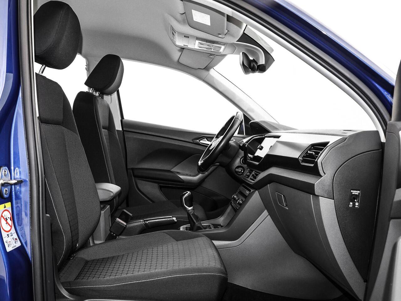 Volkswagen T-Cross 1.0 TSI 95pk Life · Camera · Apple/Android Car Play · Navigatie · P-Sensoren · Dodehoek Detectie · 16'' Inch ·