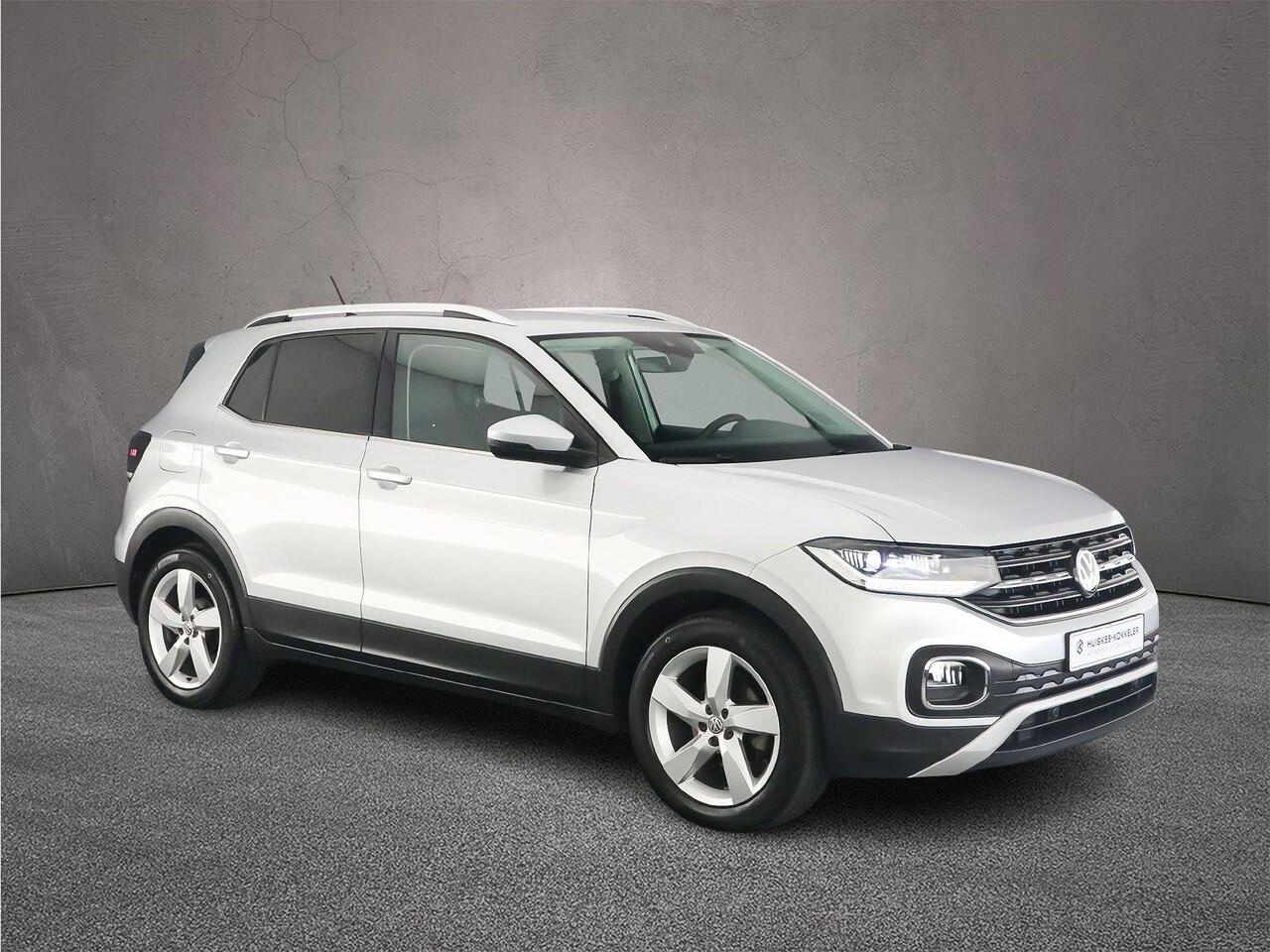 Volkswagen T-Cross Style 1.0 TSI 115pk DSG Automaat Adaptive cruise control, Achteruitrijcamera, Stoelverwarming, LED koplampen, Parkeersensoren, App connect