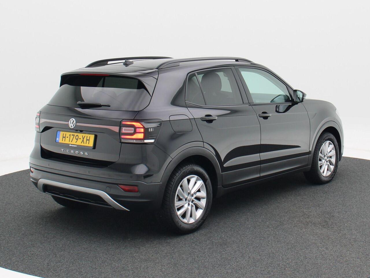 Volkswagen T-Cross 1.0 TSi 115 Pk Automaat Life Business | Full LED | Camera | CarPlay | Keyless | Parkeersensoren | Privacy Glass | Navigatiesysteem | 16 Inch