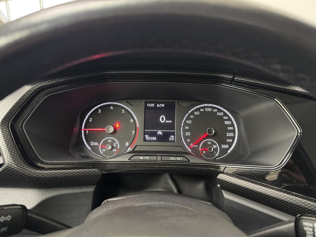 Volkswagen T-Cross 1.0 TSI Life | Navigatie | Cruise control adaptief | Airco |