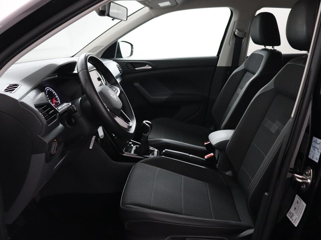 Volkswagen T-Cross 1.0 TSI Life Business | ACC | Navigatie | Trekhaak!