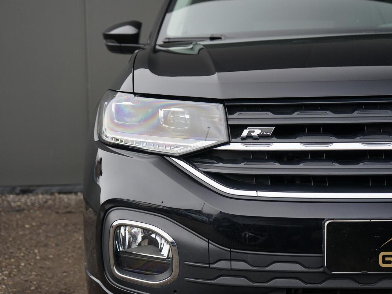 Volkswagen T-Cross 1.0 TSI R-Line 1e Eig / Dealeronderh / LED / Adaptieve cruise / 18inch / Navigatie / Carplay / Camera / PDC /