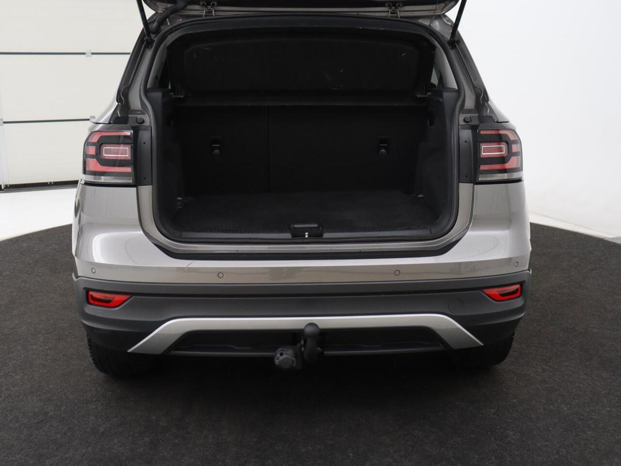 Volkswagen T-Cross 1.0 TSI Style | Automaat | Stoelverwarming | Camera | Virtual Cockpit | Trekhaak | Navigatie | Adaptive cruise | Full LED | Climate control | Parkeerhulp