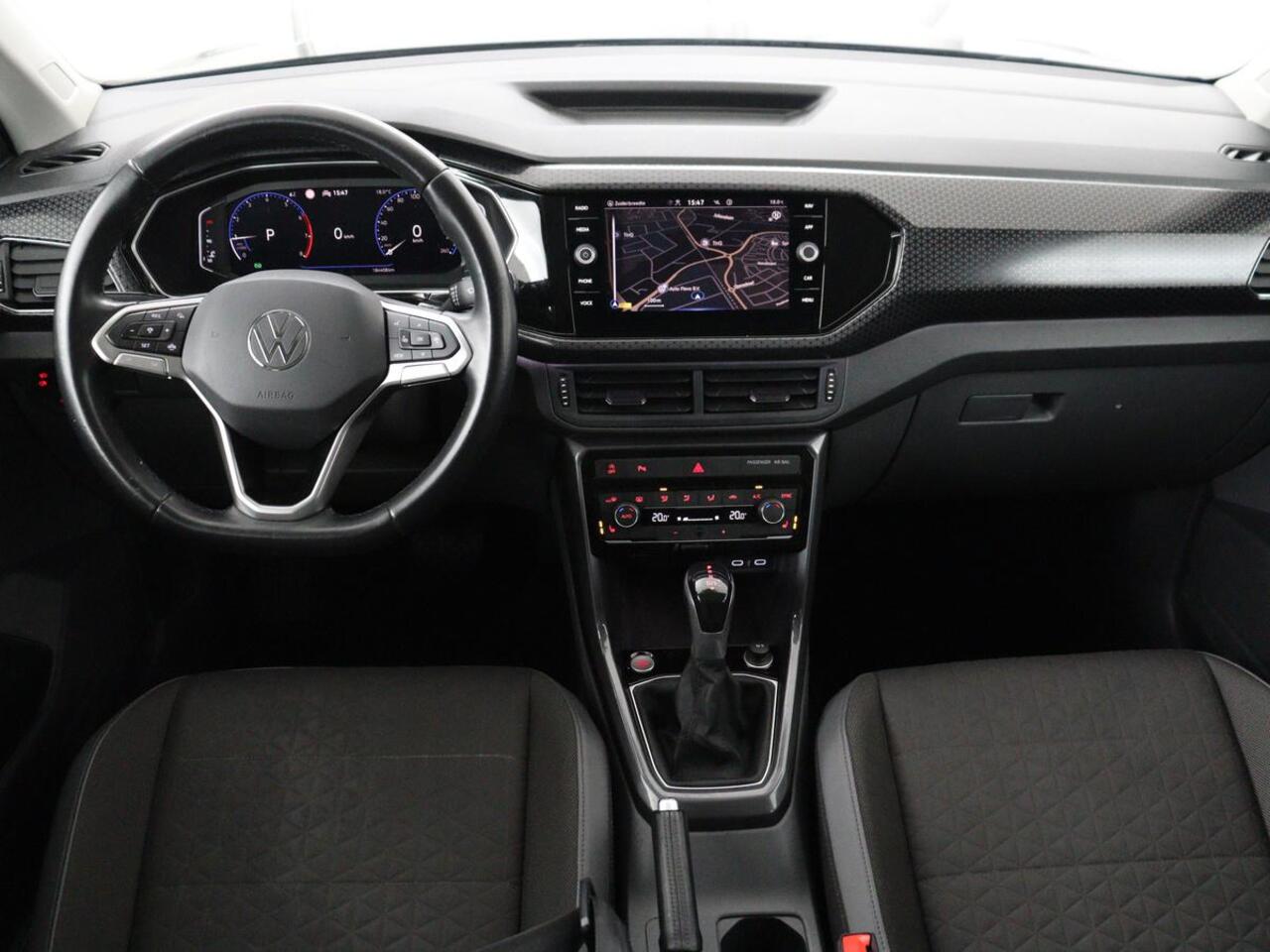 Volkswagen T-Cross 1.0 TSI Style | Automaat | Stoelverwarming | Camera | Virtual Cockpit | Trekhaak | Navigatie | Adaptive cruise | Full LED | Climate control | Parkeerhulp