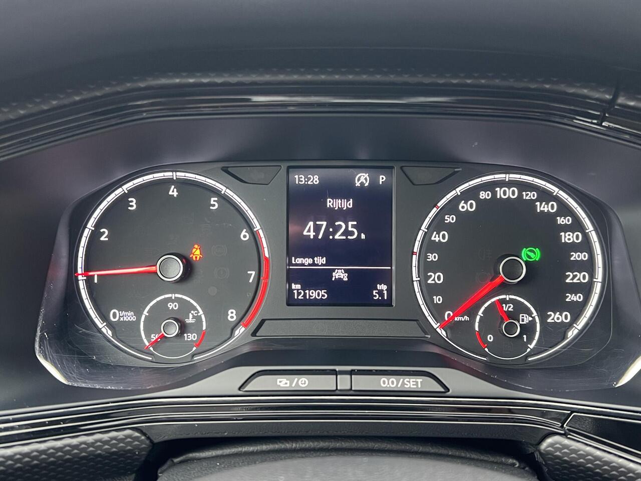 Volkswagen T-Cross 1.0 TSI Style Stoelverwarming carplay trekhaak camera